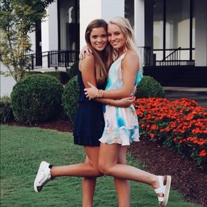 Meet your Posher, Claiborne